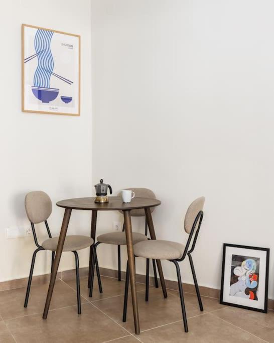 Japandi Style Flat In Thessaloniki City Center Exterior foto
